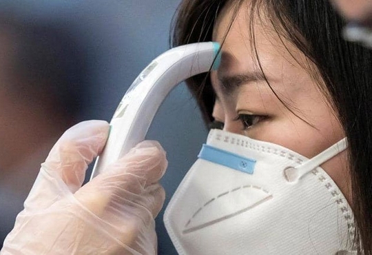 فيروس كورونا الصيني : وفاة 425 شخصًا والعدد في تزايد